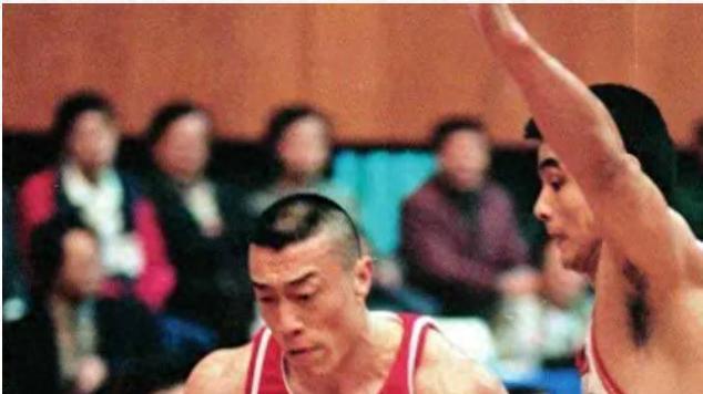 赴美打球“第一人”马健，娶日本娇妻，为何至今无法与男篮和解？