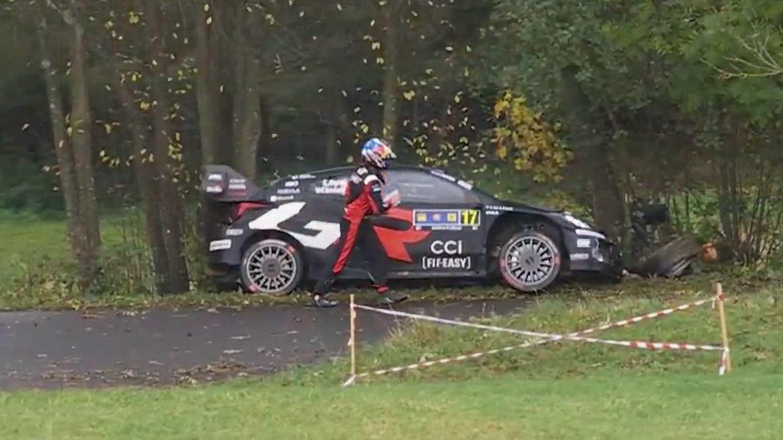 奥吉尔在中欧拉力赛中崩溃