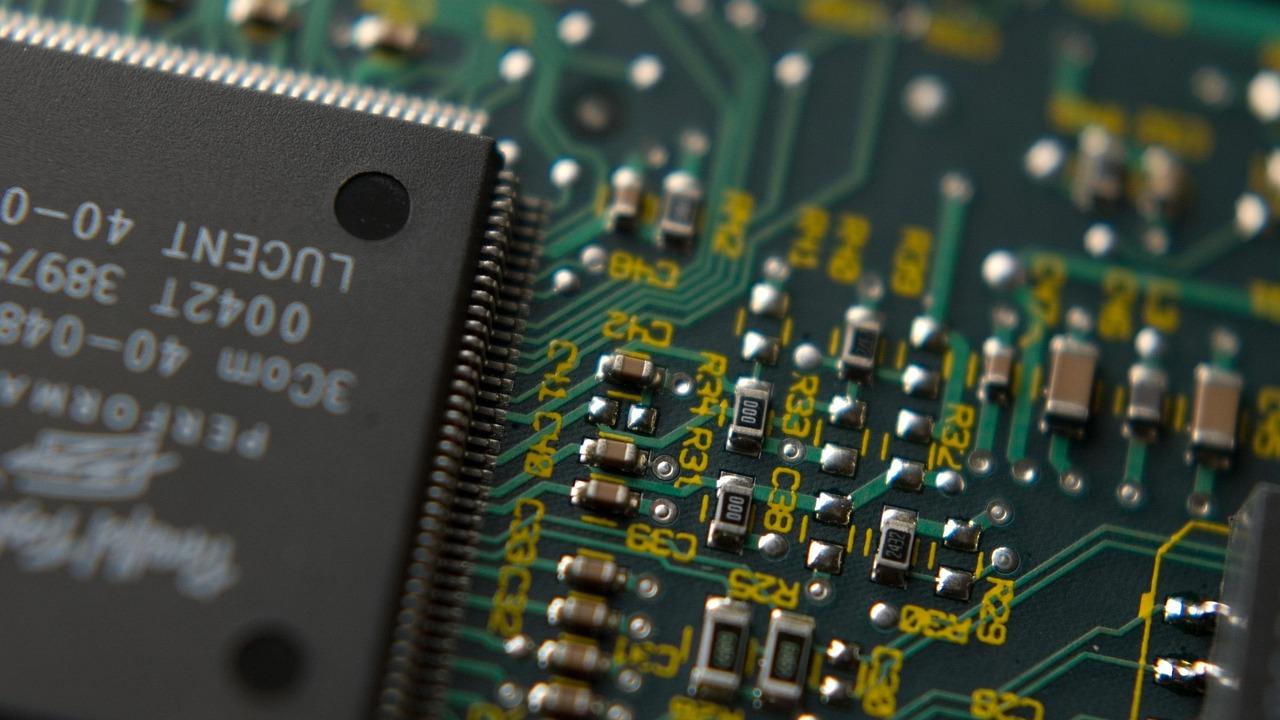 类球形氧化锌：氧化锌厂家如何以结构创新赋能5G散热？