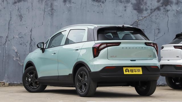 几何E新增入门款，定位纯电SUV，续航320km带快充