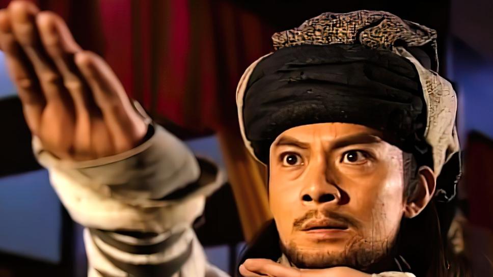 难怪王重阳不敢杀欧阳锋，你看西毒的师父是谁？当年萧峰甘拜下风