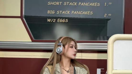 复古头戴式耳机推荐，高颜值耳机头戴式推荐