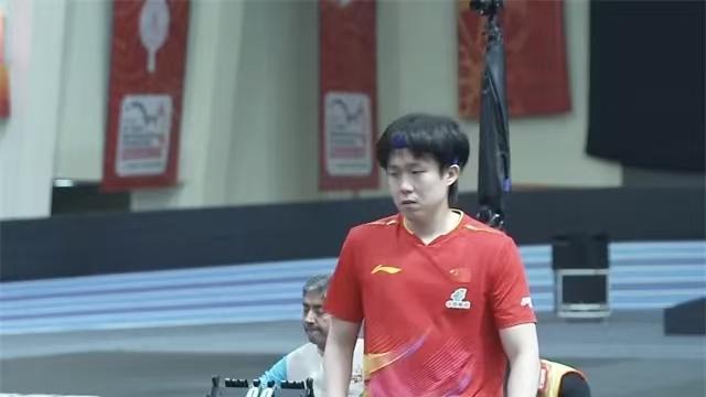 不被“信任”的林诗栋出战三单，在对日作战中，反而成了中流砥柱