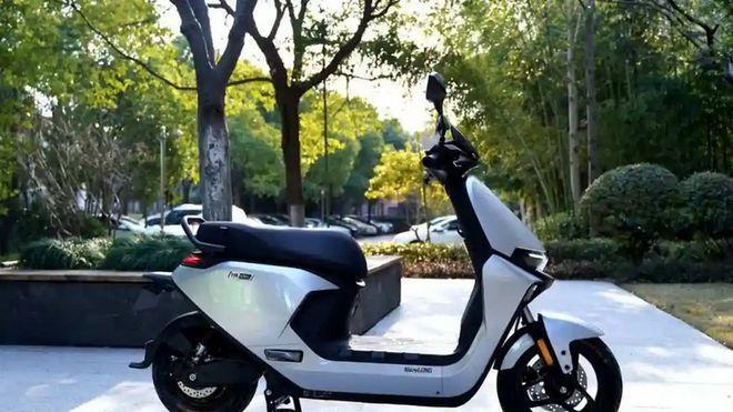 电动车新国标已发布，电动自行车与电动摩托车，到底选哪一种好？