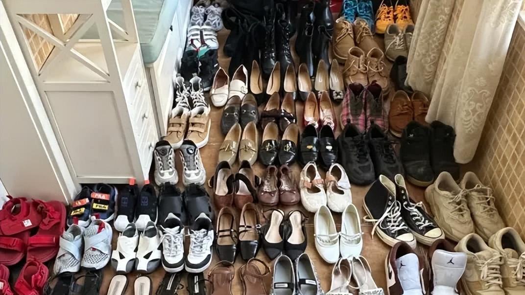 清空鞋柜后，我发誓：冬天这8种鞋子以后绝对不买，不保暖还难穿
