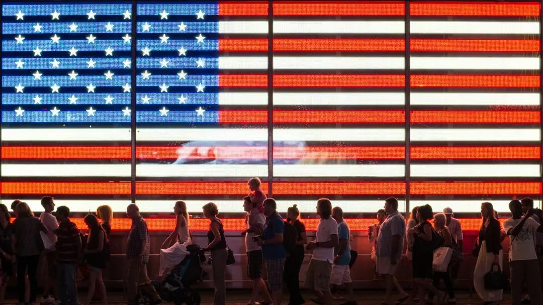 当前严峻形势，出国还是留国？这些思考角度或许可以帮你