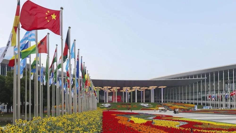 从“十五五”全球热词看中国新机遇