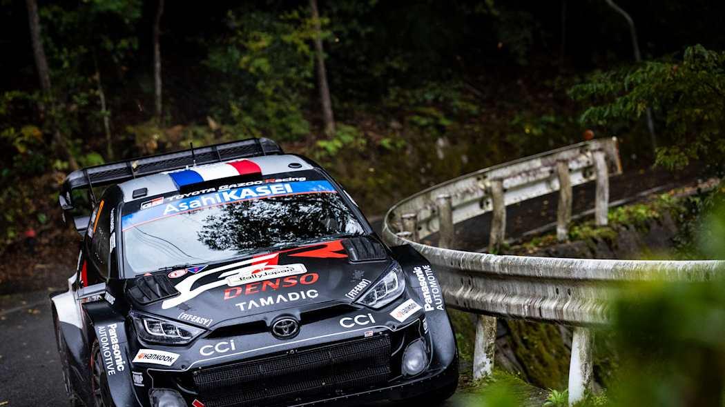 Ogier赢得了雨天的日本拉力赛，为WRC冠军对决奠定了基础