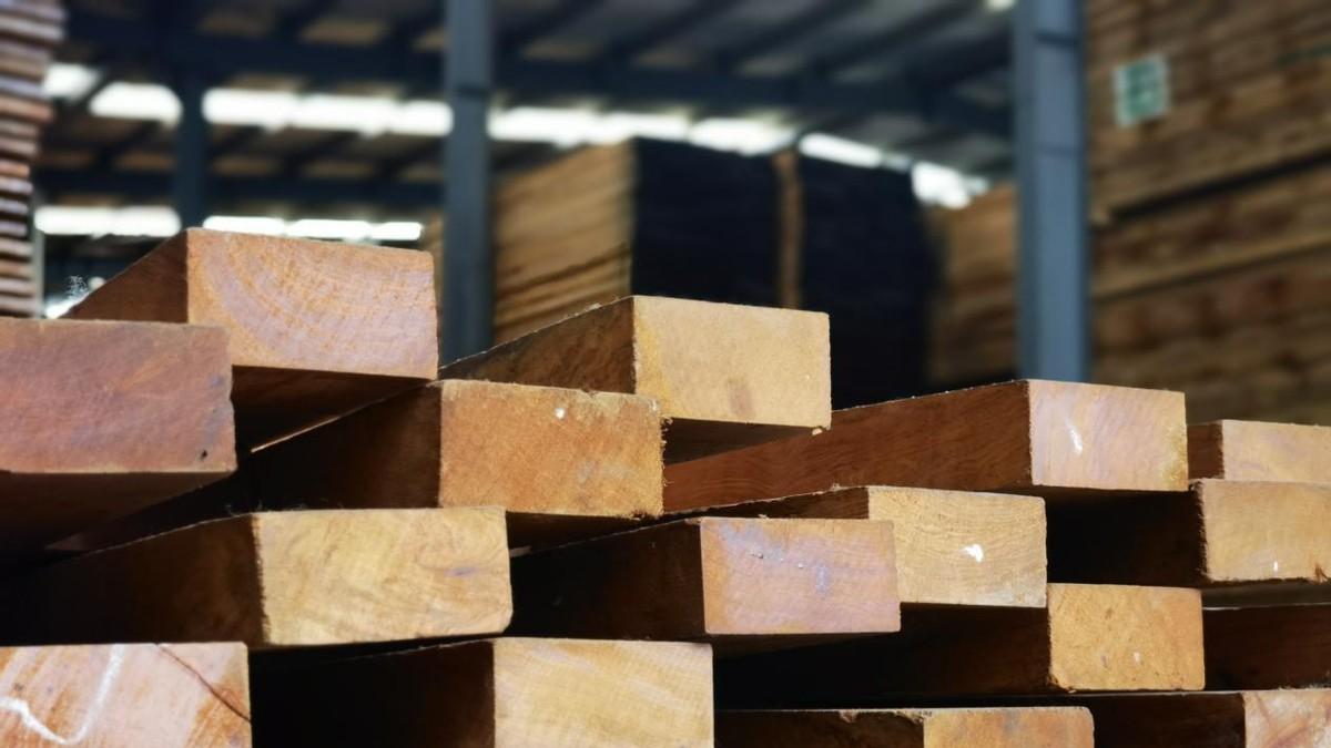 买家“躺平”，非洲木材价格却“死扛”不跌？中国进口反弹75%！