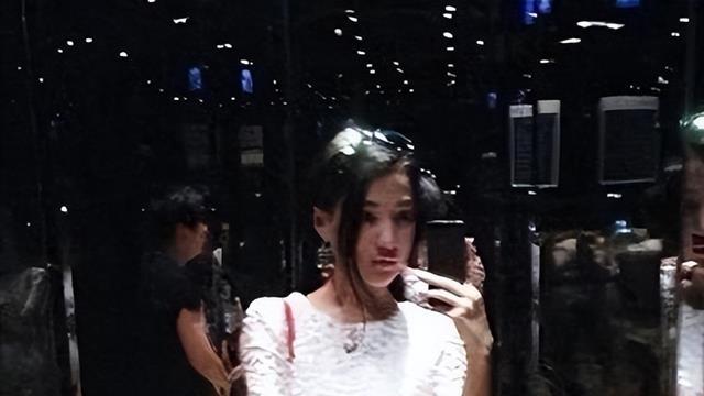 10年入狱2次，爆火后包一晚40万，如今的她又钓上富豪