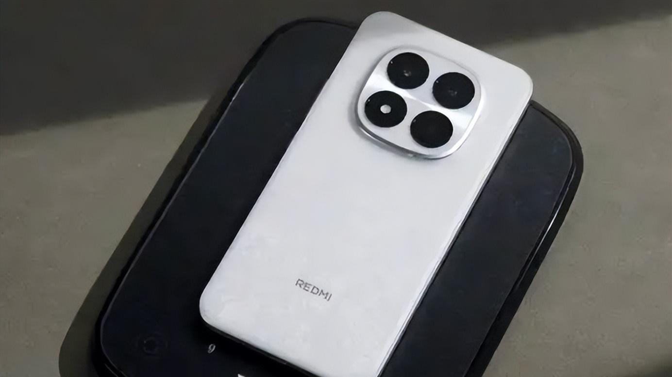 7000mAh大电池！Redmi Note 15Pro+续航“永动机”，电量根本用不完！