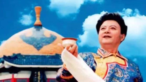 人民歌唱家胡松华：老伴去世4年后，94岁的他现状如何？