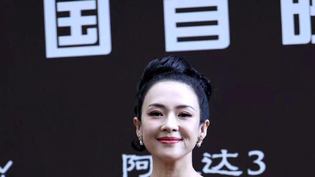 46岁章子怡和43孙俪同框，我才明白什么叫顶级自律