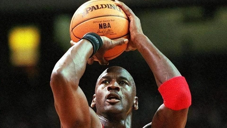 美媒：NBA只有4个人真正影响了全世界！杜兰特根本不够格