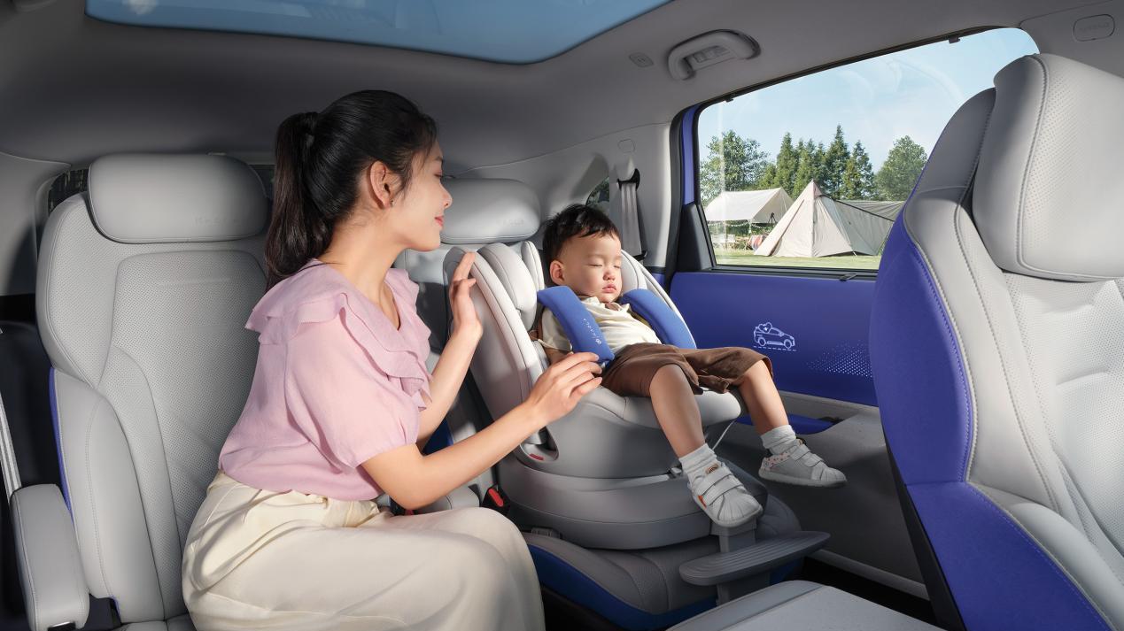 极狐汽车考拉用智慧安全技术护航家庭幸福，北汽极狐彰显品牌实力