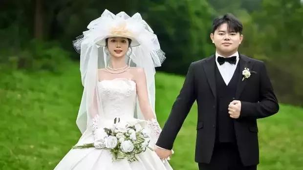28岁亡妻与209天婚礼：遂宁小伙的“回忆录”，看哭无数网友