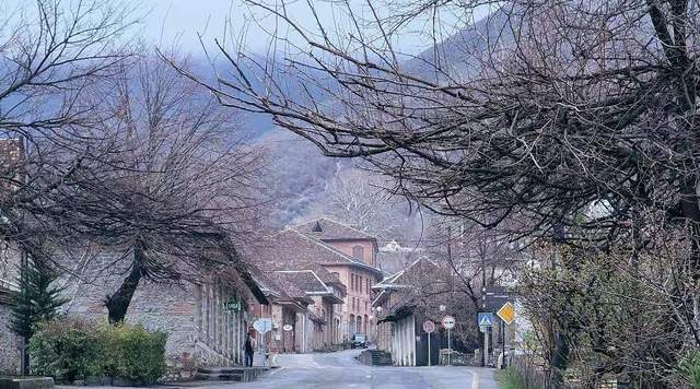 汉代丝绸之路上的千年古镇，保留15世纪的古建，低物价宝藏旅游地