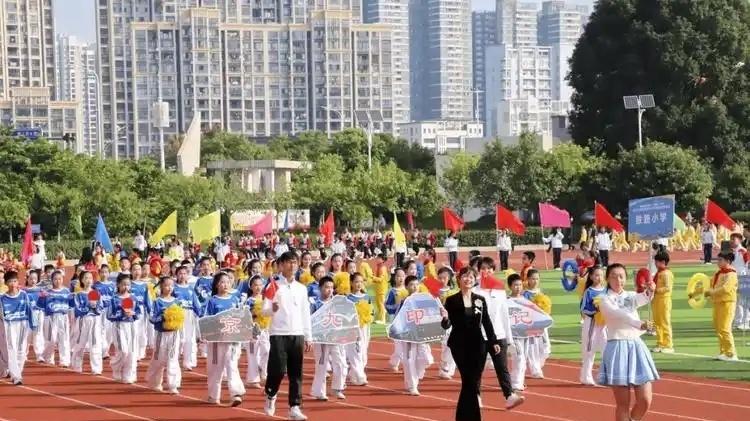 突破常规，浙江省中小学开启春秋假