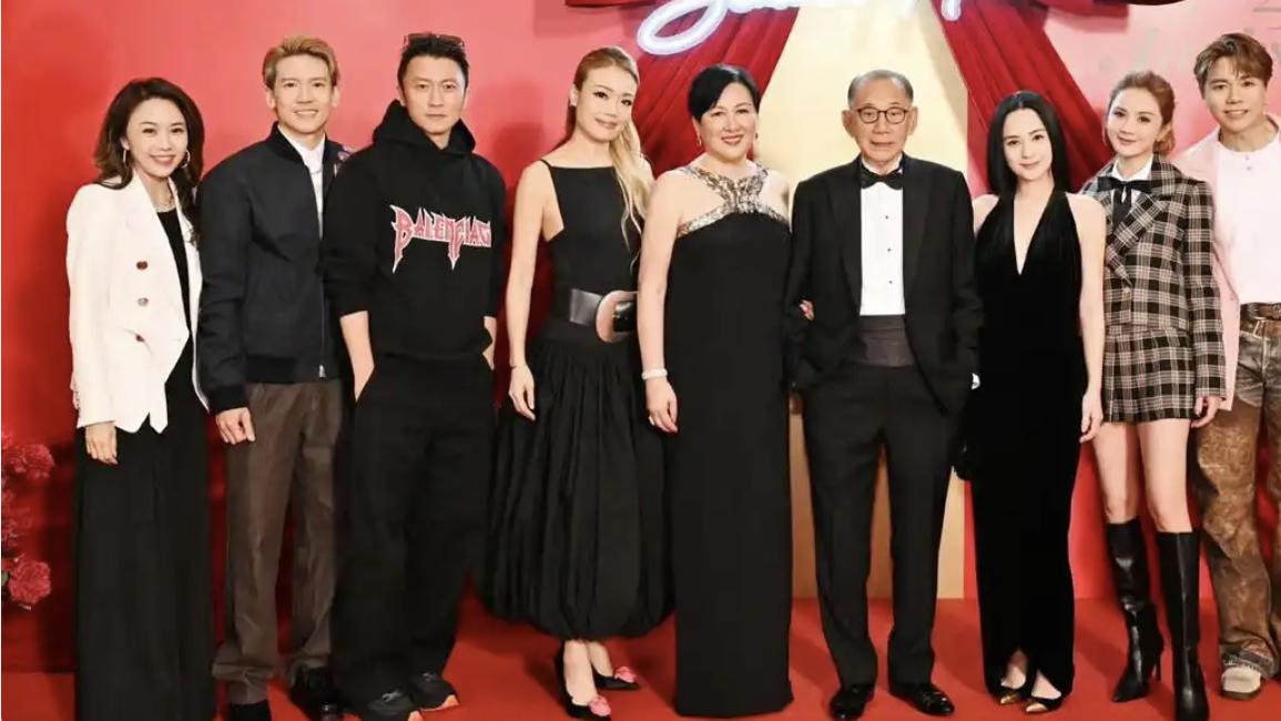 40年豪门风云：她不是花瓶，是手握半壁江山的“狠角色”！