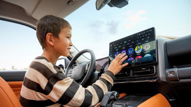 二代哈弗H9，山野驰骋显实力，家庭春游守护者