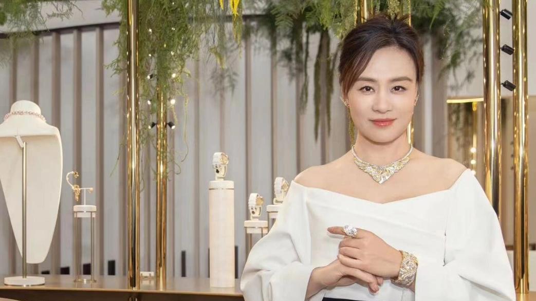 邬君梅“贵妇”翻车记，不会演穷人的演员戳破了内娱多少谎言