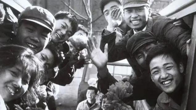 知青岁月：一次永生难忘的体验——人粪尿有点咸，你信吗？