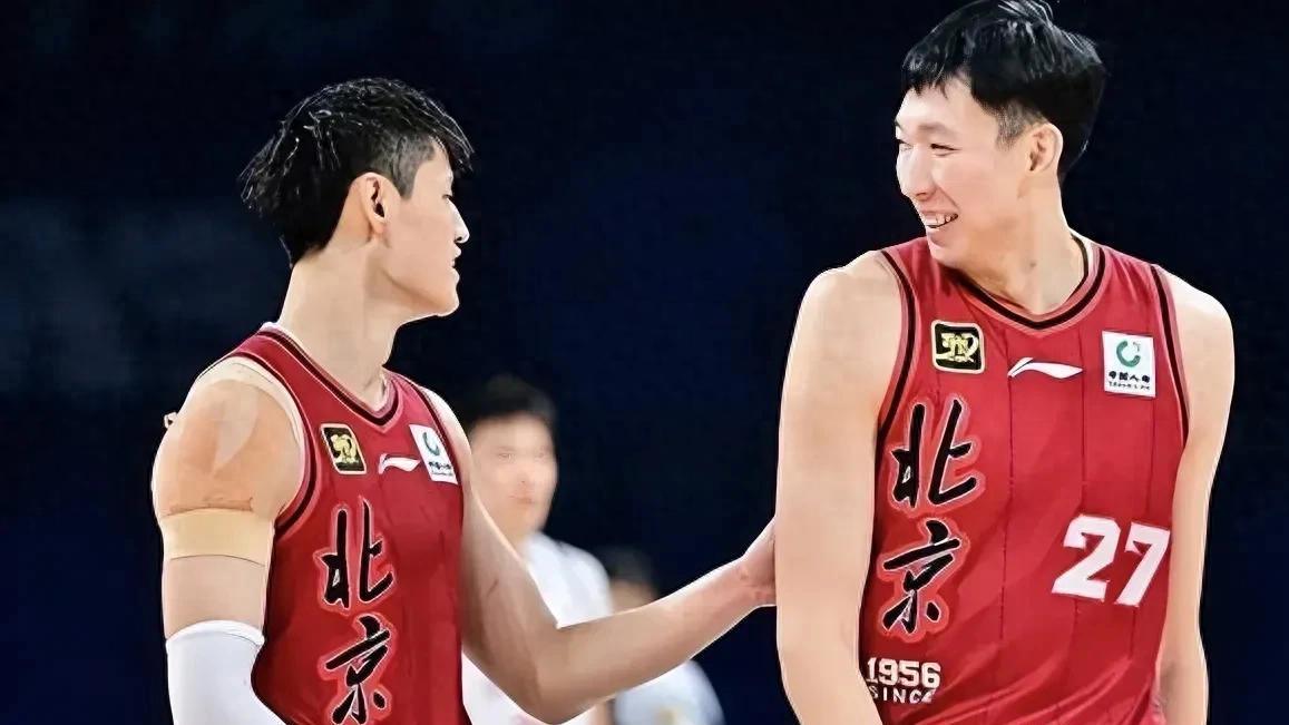北汽男篮10连胜太恐怖！周琦、曾凡博复出后竟未尝一败