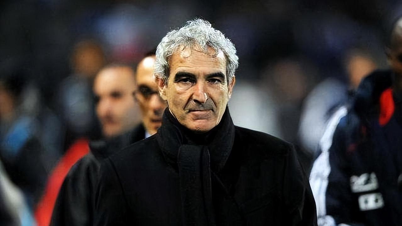 斯米切尔希望爱德华兹租借穆科科，索斯盖特避免多梅内克的问题