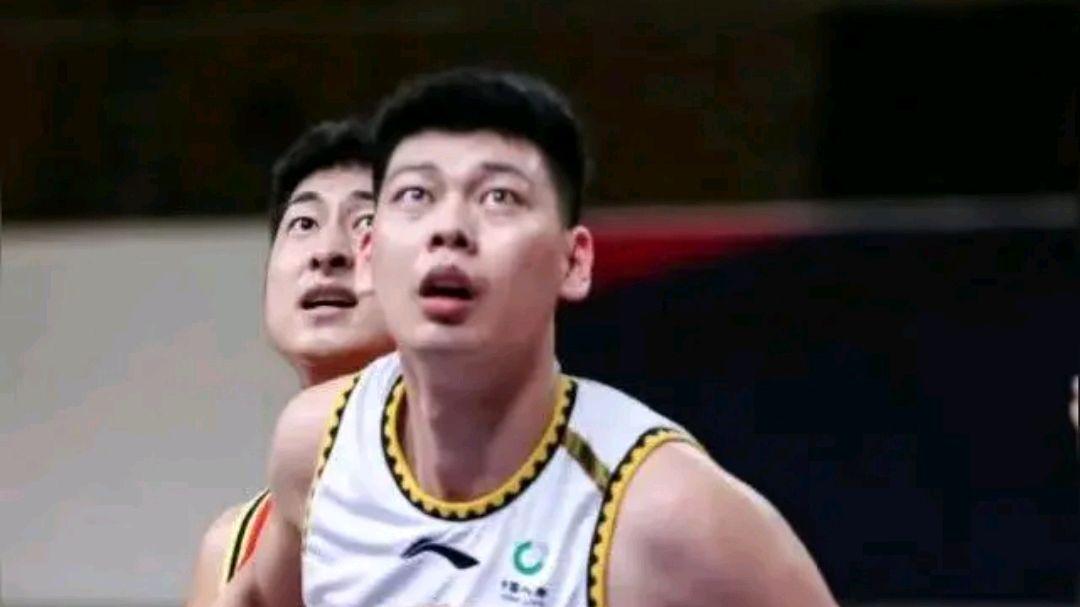 CBA交易市场大鱼浮现！国字号后卫或被交易，辽宁男篮可以运作
