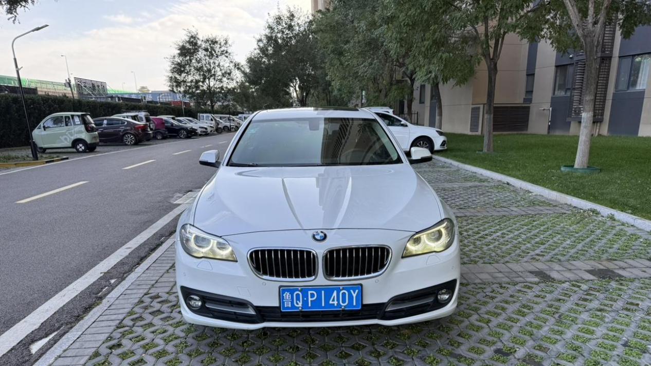 17款宝马520Li，预算十几万圆你蓝天白云梦