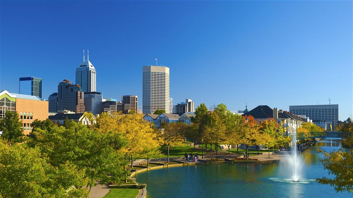 周三301  美职篮 05-22/08: 00 步行者 VS 尼克斯