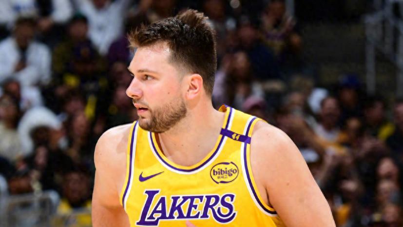 NBA季后赛西部首轮G3湖人vs森林狼(免费全程直播)