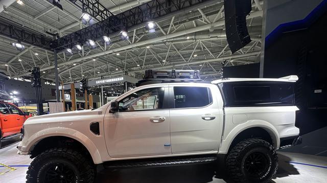 新车｜升级减振灯光等福特游骑侠Ranger改装版亮相现款14.58万起