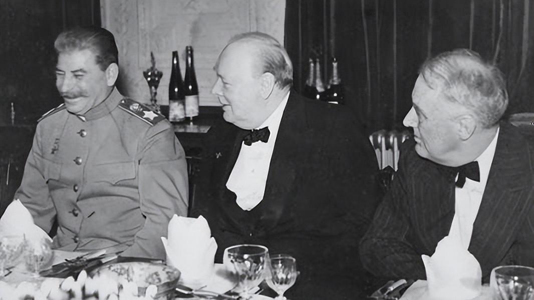 罗斯福、斯大林、丘吉尔罕见共同谴责，日本军国主义的底线在哪？