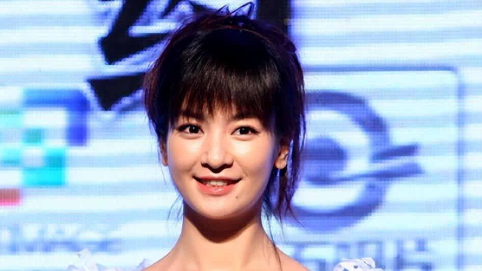39岁李晟！黄渤当年的话成真，她的人生轨迹逆转