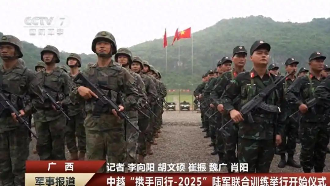 越南陆军背国产新枪来广西：STV-380与解放军191步枪的对标博弈