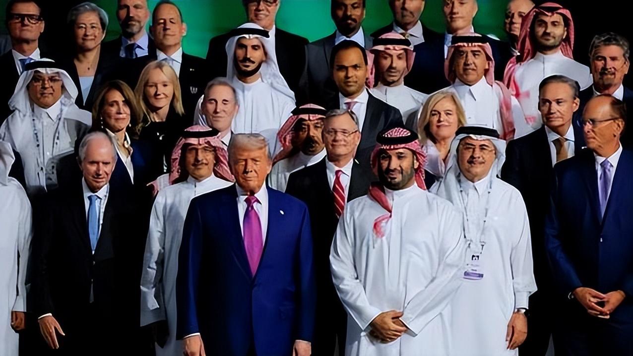 结束中东访问后，特朗普想到的第一件事，就是飞到北京见中方一面