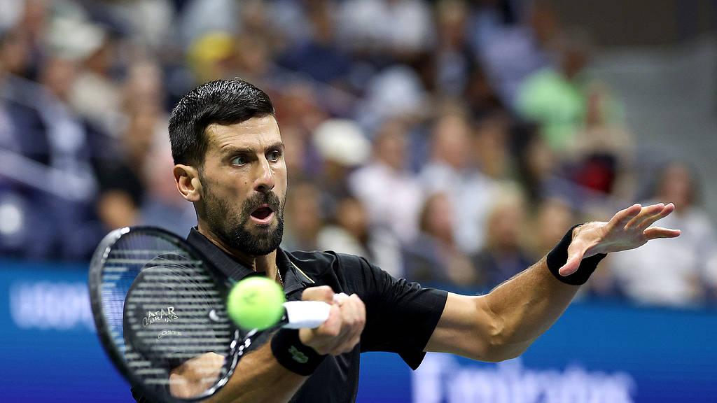 美网：38岁德约晋级四强将战阿卡 今年四大满贯均进半决赛