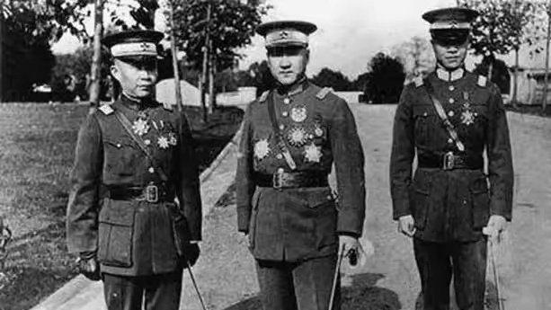 袁世凯临终前秘密嘱咐儿子：不要参加葬礼，开枪射杀红衣人