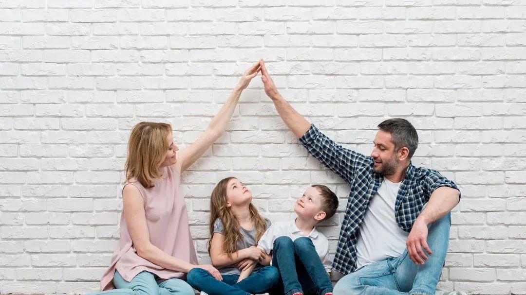 《父母认知觉醒》：三个认知不醒，会让孩子很辛苦