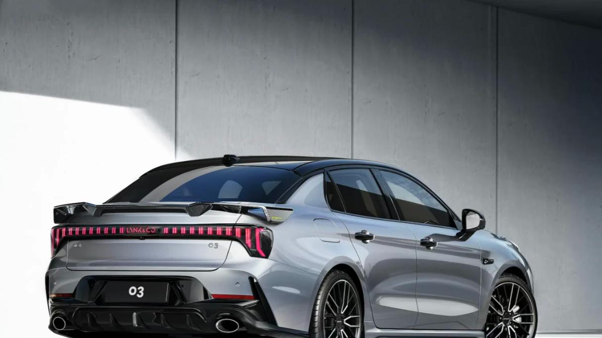 售价10.38万起！第三代领克03让更多人买得起性能车