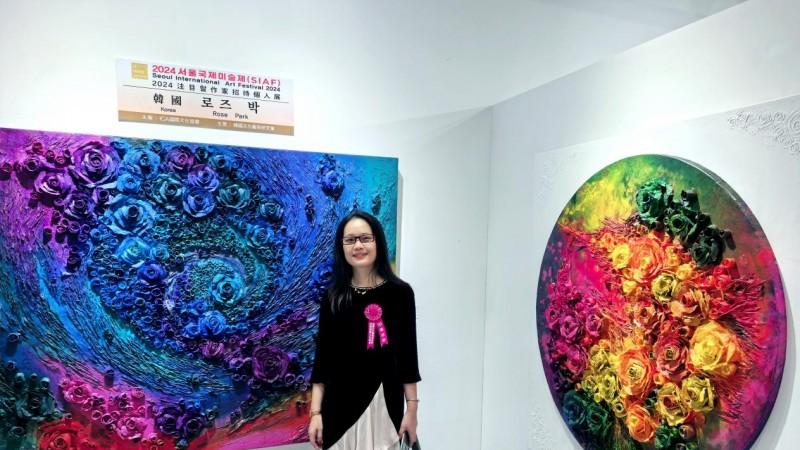文化复兴中国力量——艺术家魏媛媛荣登纽约时代广场海外展播活动
