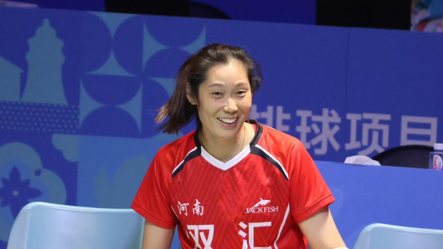 朱婷回国满1个月了，她率河南女排获得了全运会第6！接下来，朱婷将重返意大利