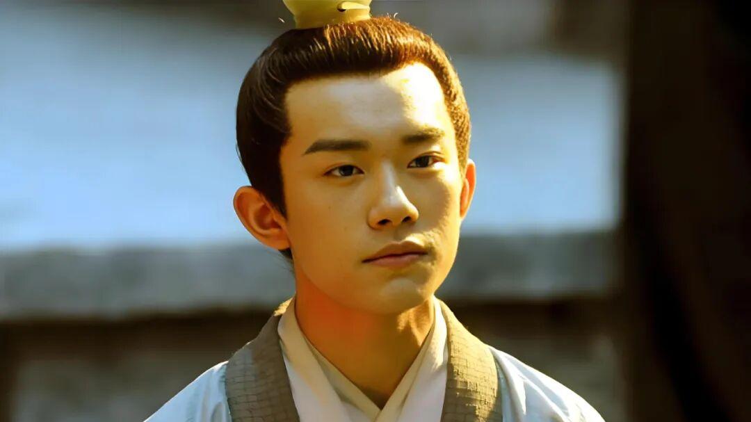 凭什么是他？24岁演员易烊千玺金鸡奖加冕，史上最年轻的影帝诞生