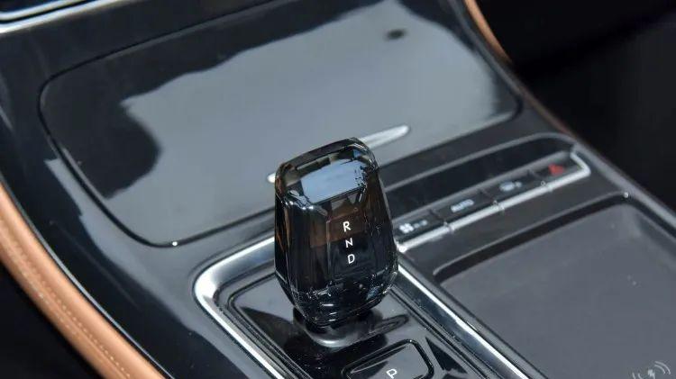 吉利最火燃油SUV换代，本月13号上市！