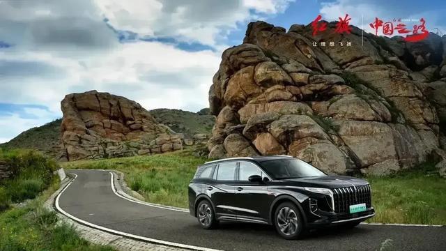 红旗HS7 PHEV：超强质价比，25万级超混SUV的“技术破局者”