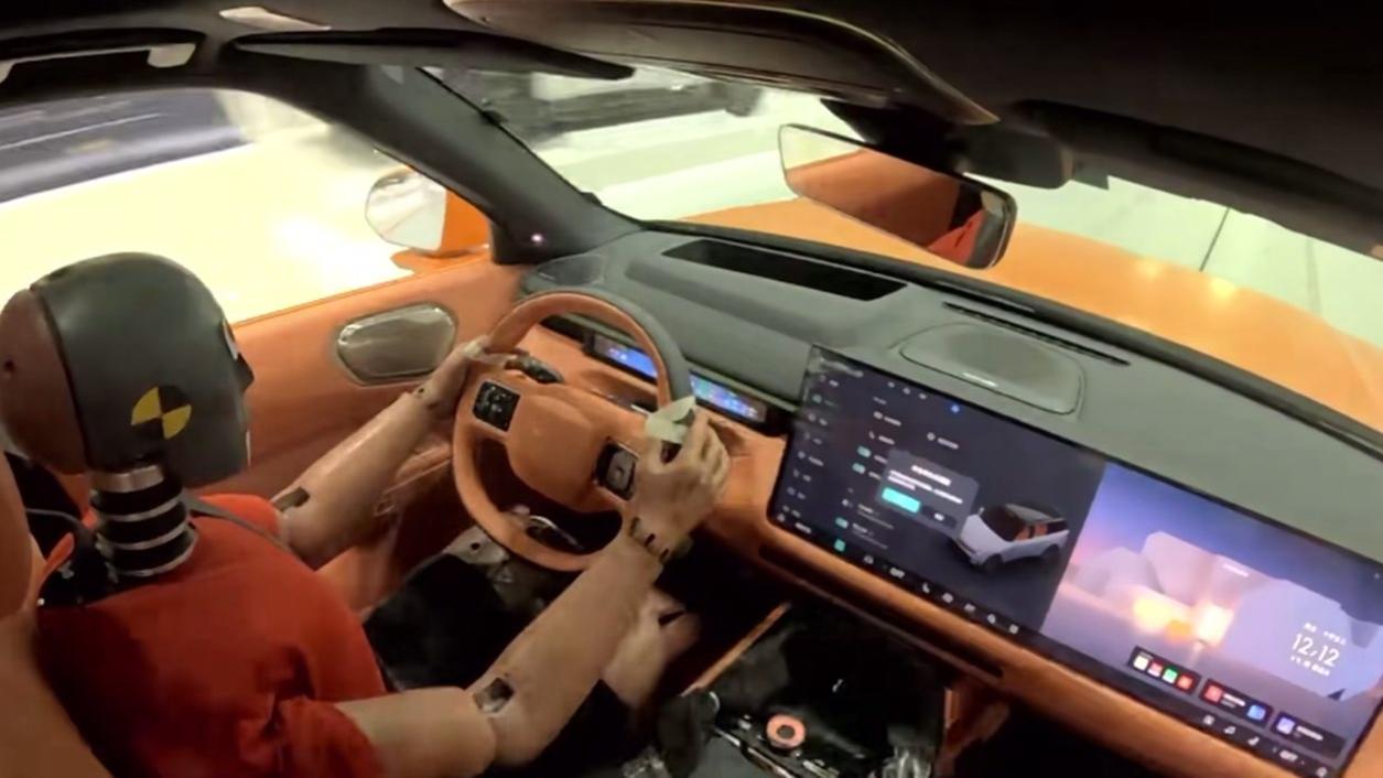 镜头下的硬核安全，领克900极限测试全程纪实，每一帧都是底气！