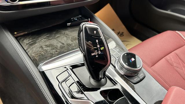 准新宝马5系，30万出头就能圆梦蓝白标？
