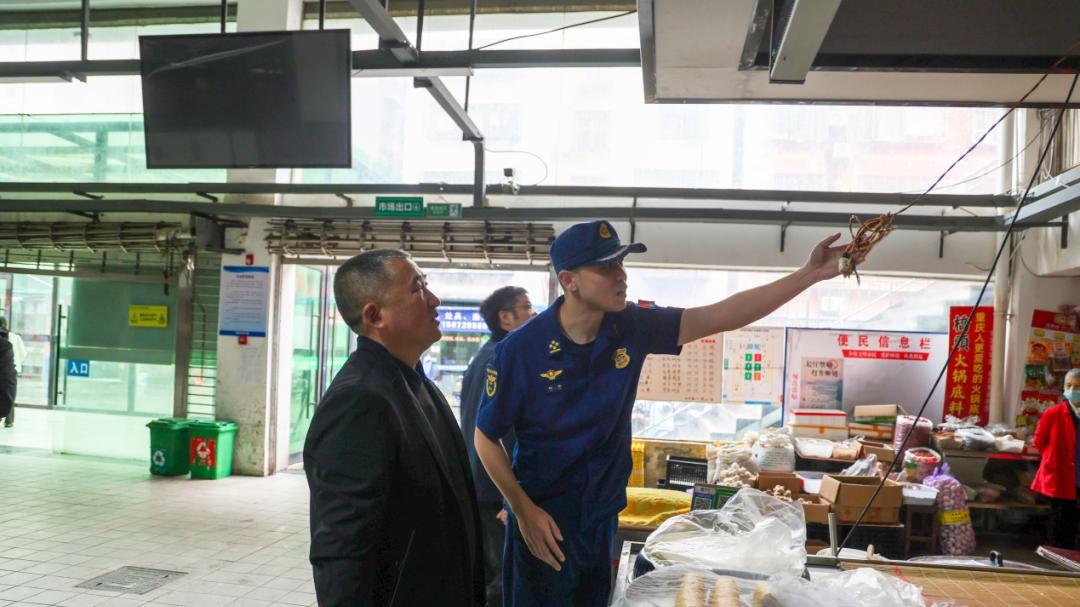 荆门掇刀多部门联合开展农贸市场消防安全专项检查
