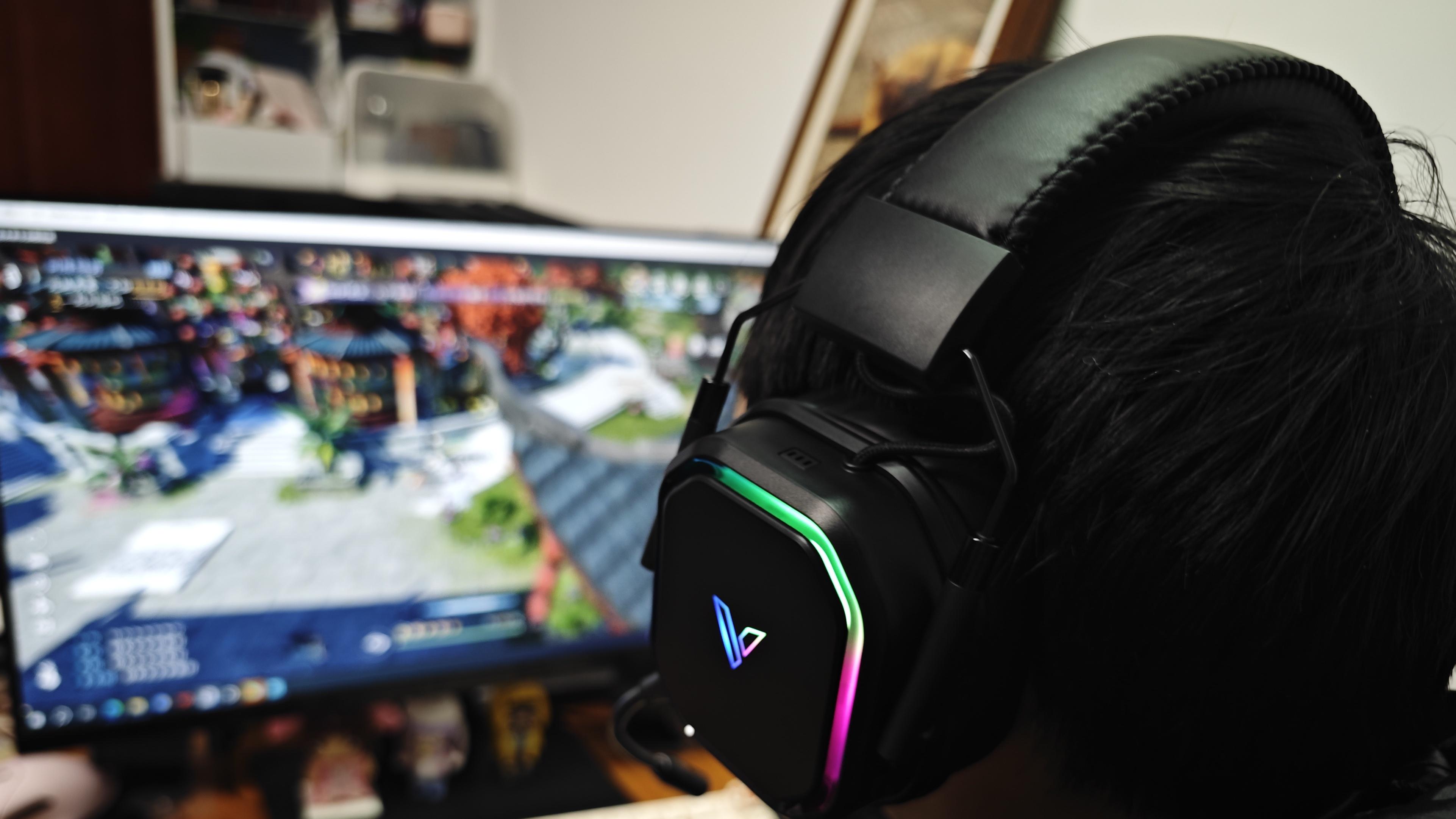 雷柏VH850多模游戏耳机评测：电竞与音乐的双重盛宴